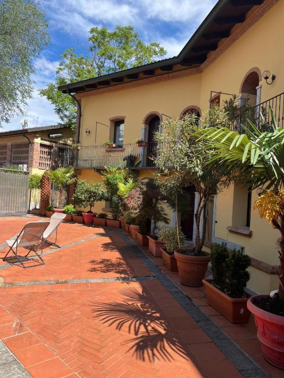 Monolocale Elvira Abbadesse Guest House Milano Ngoại thất bức ảnh