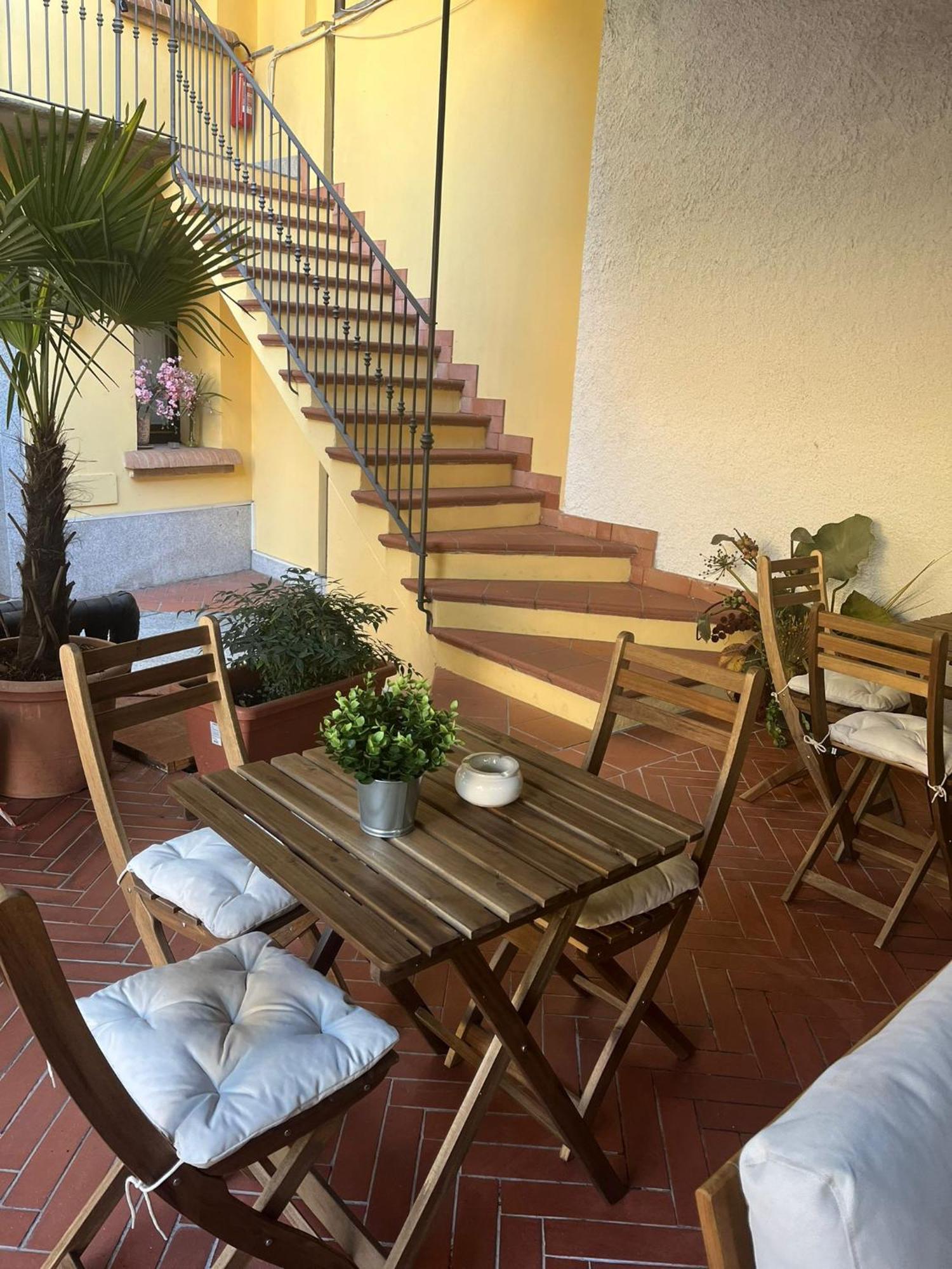 Monolocale Elvira Abbadesse Guest House Milano Ngoại thất bức ảnh